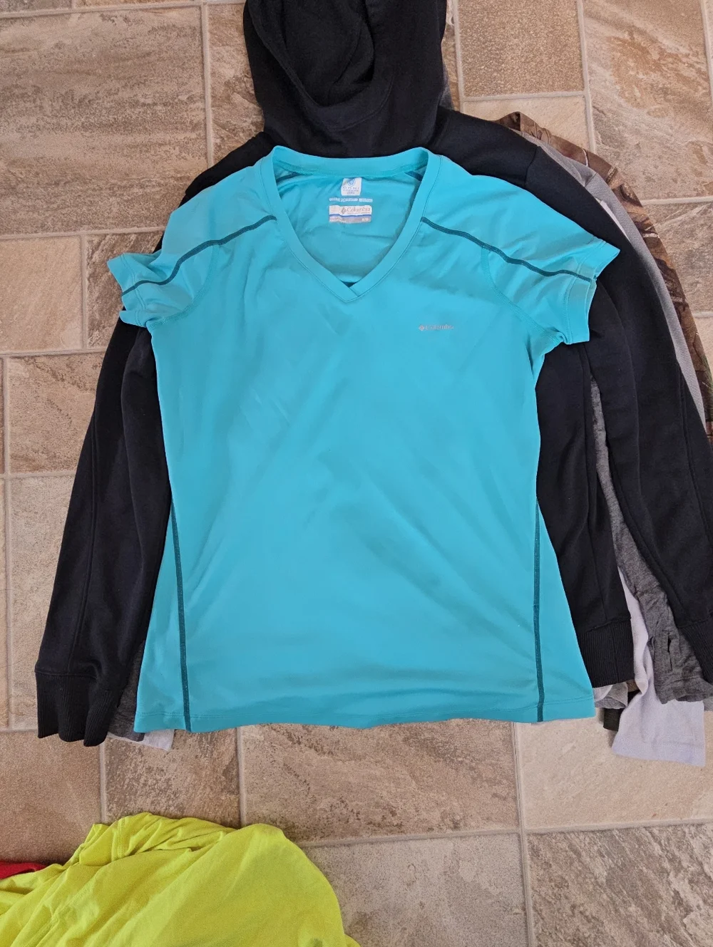 UNDER ARMOUR NIKE Etc SMALL WOMEN BUNDLE - Picture 7 of 10